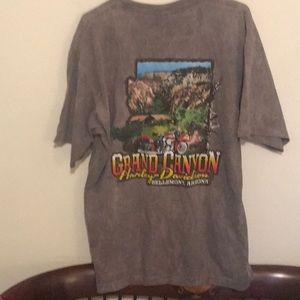 Get on your bike and ride to the Canyon!   Size L.  NWOT